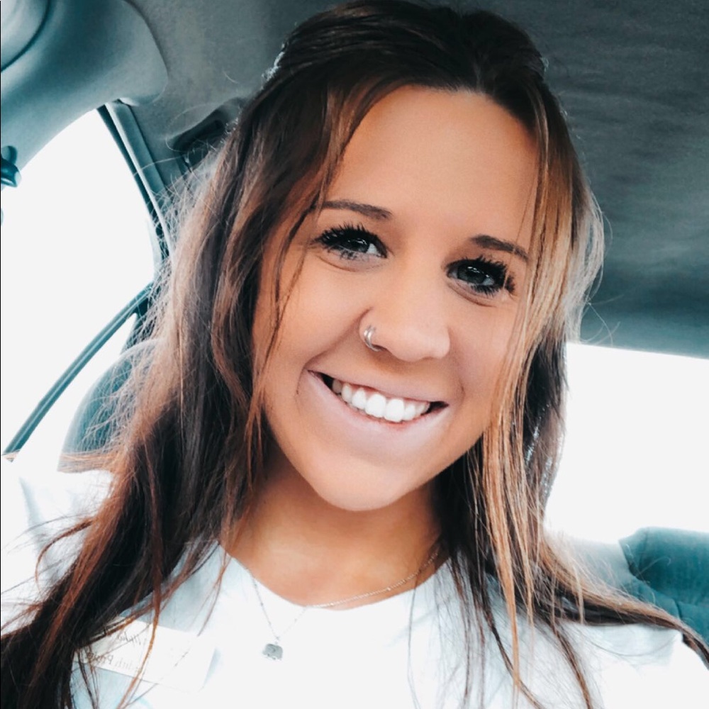 Meet your Posher, Meredith